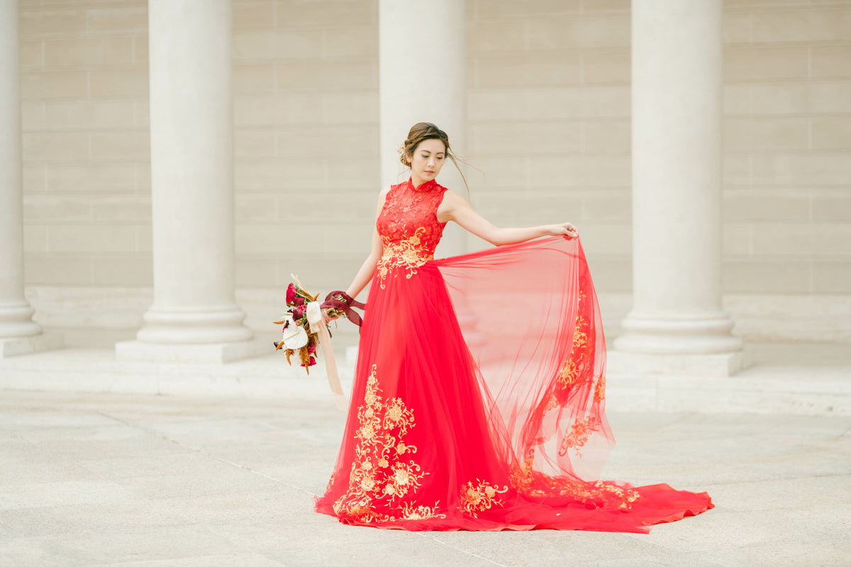 Red Xiuhe Dress Bride Chinese Wedding Dress Hanfu Ancient Dress Tug-tail  Girl