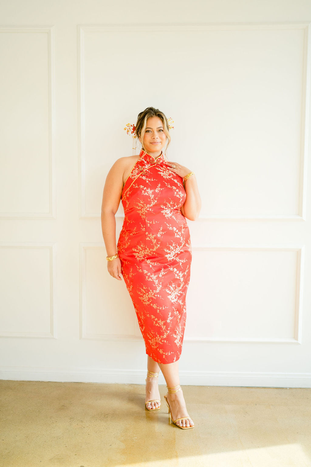 Modern Chinese Wedding Dress | Anna Halter Top Cheongsam Modern Chinese Wedding Dress | Anna Halter Top Cheongsam