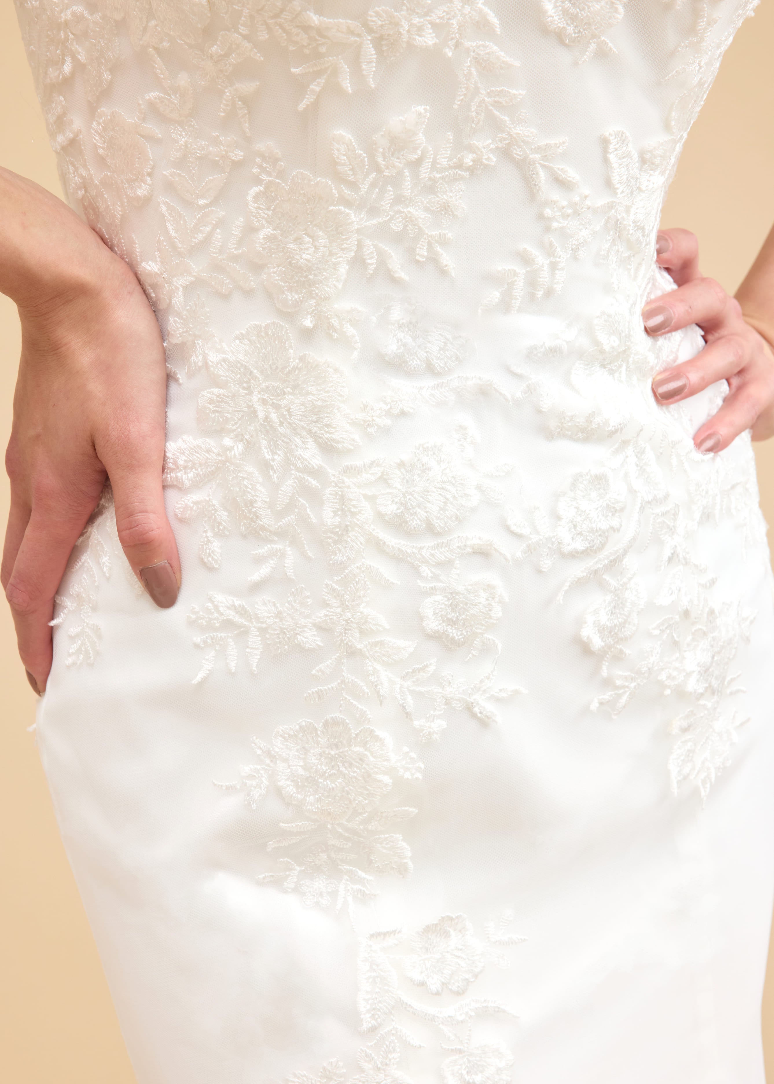 Natalie Bespoke Dress | Modern White Lace Halter Top Chinese Wedding Dress