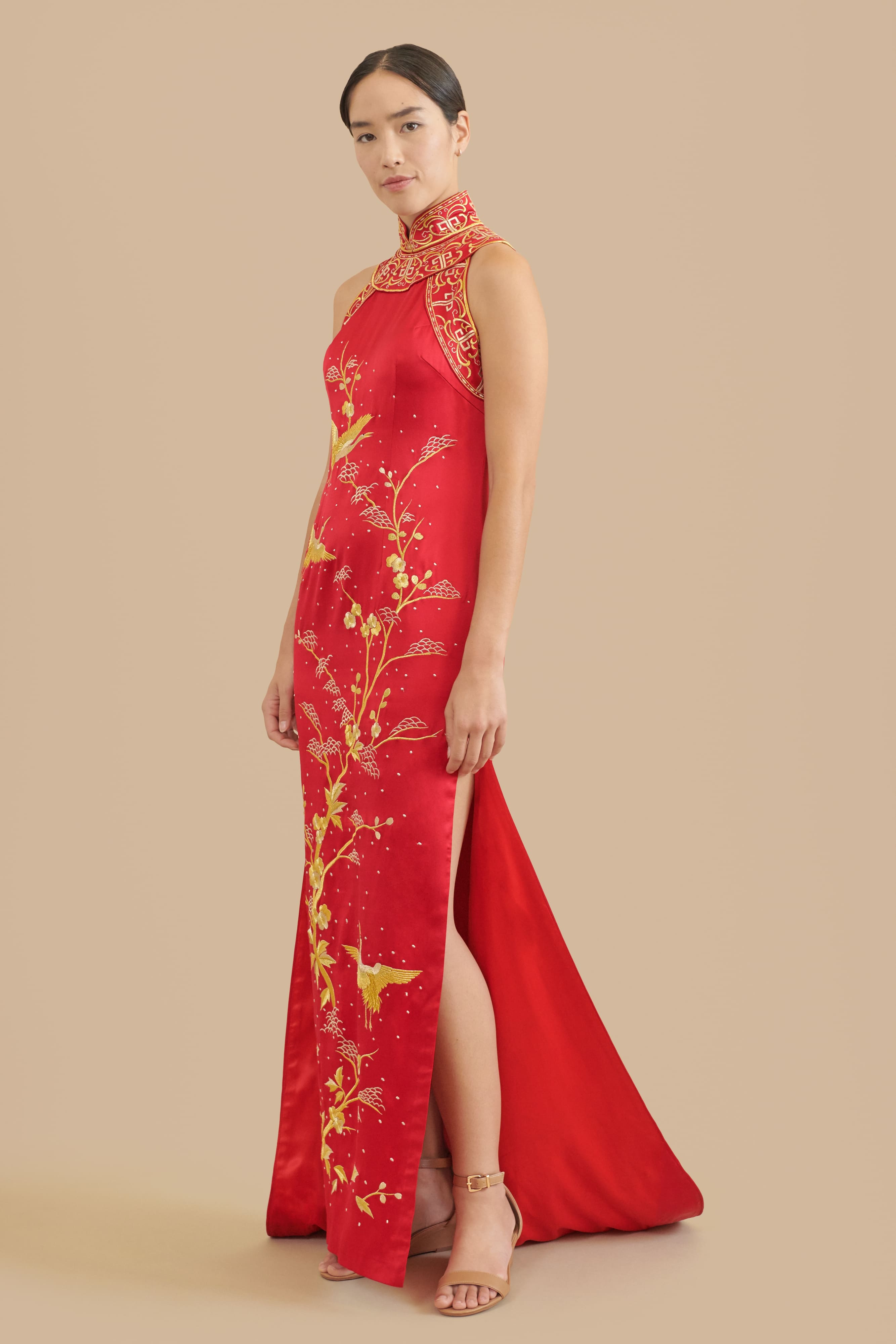Lea Bespoke Dress | Embroidered Wedding Cheongsam