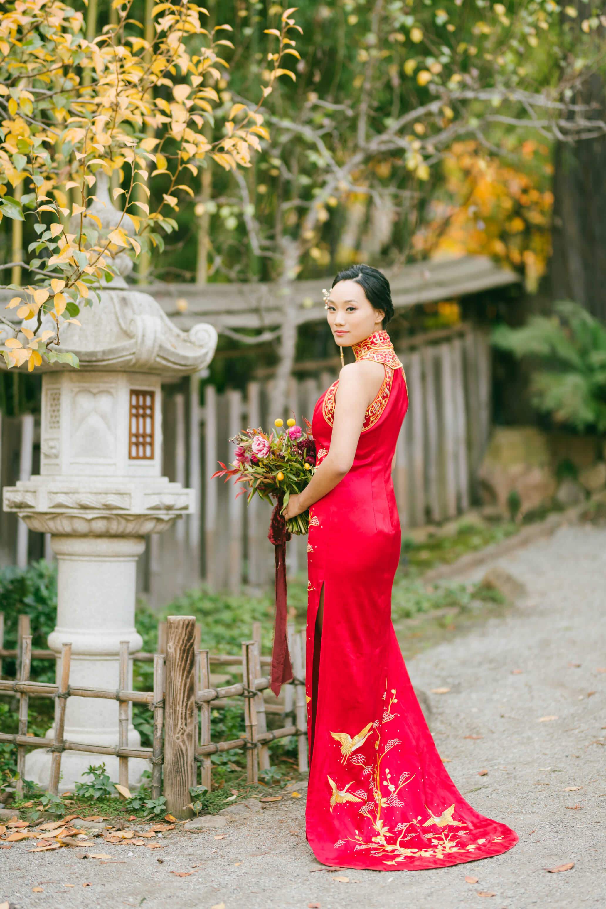 Lea Bespoke Dress | Embroidered Wedding Cheongsam