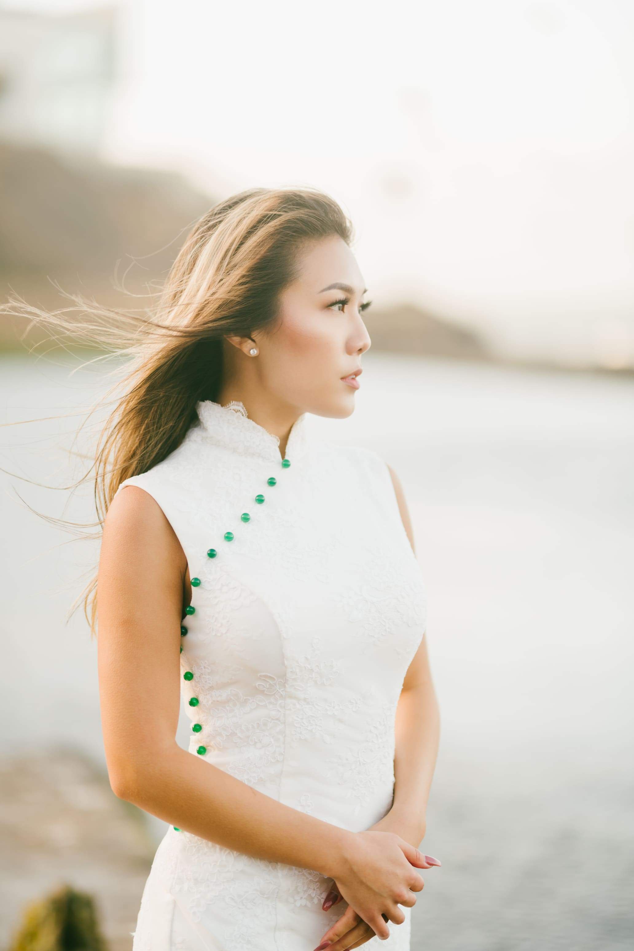 Jade Bespoke Dress | White Lace Cheongsam Wedding Dress | East Meets Dress Jade Bespoke Dress | White Lace Cheongsam Wedding Dress | East Meets Dress