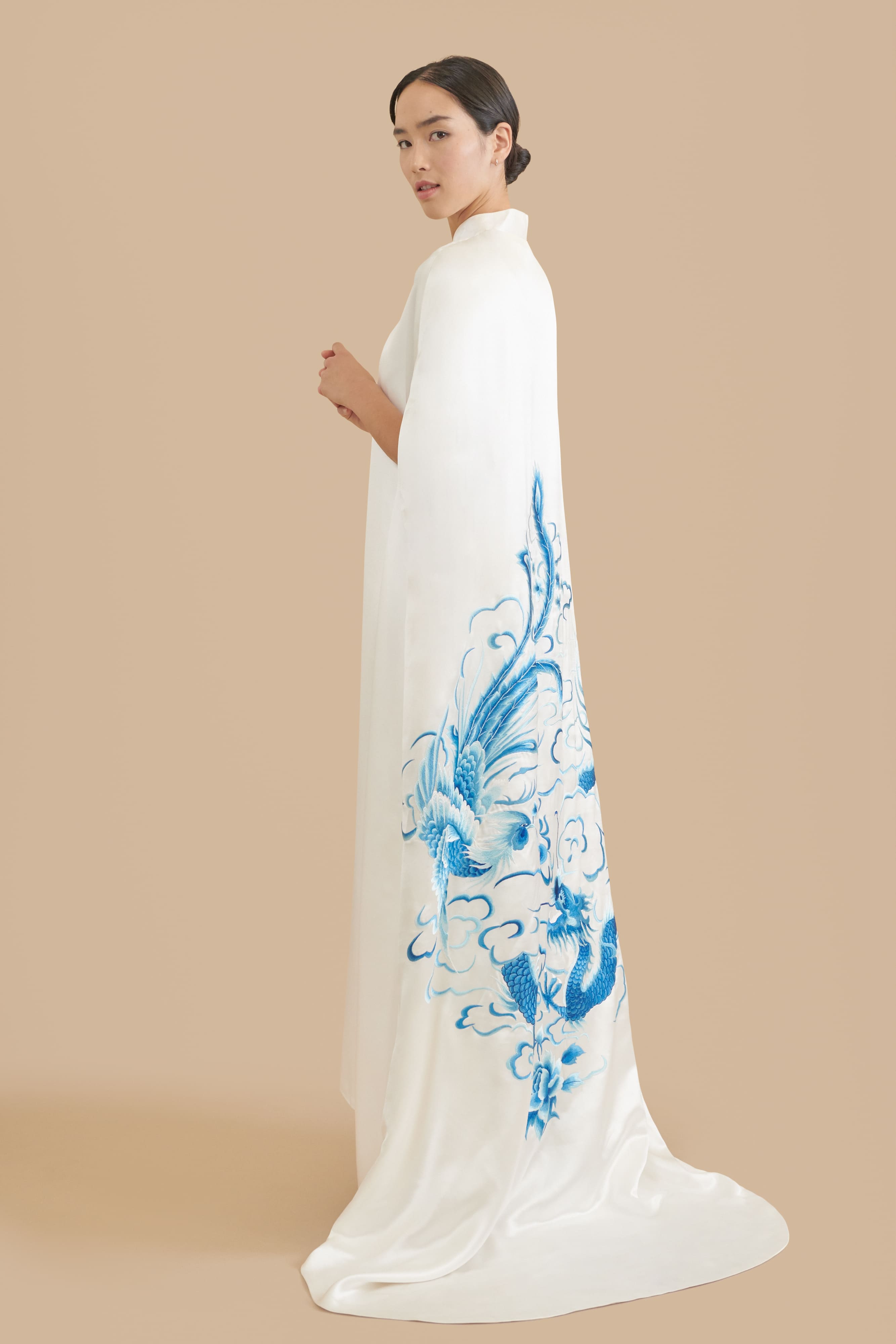 cape silk dress GREEN ONE-SHOULDER CAPE DRAPED SILK DRESS
