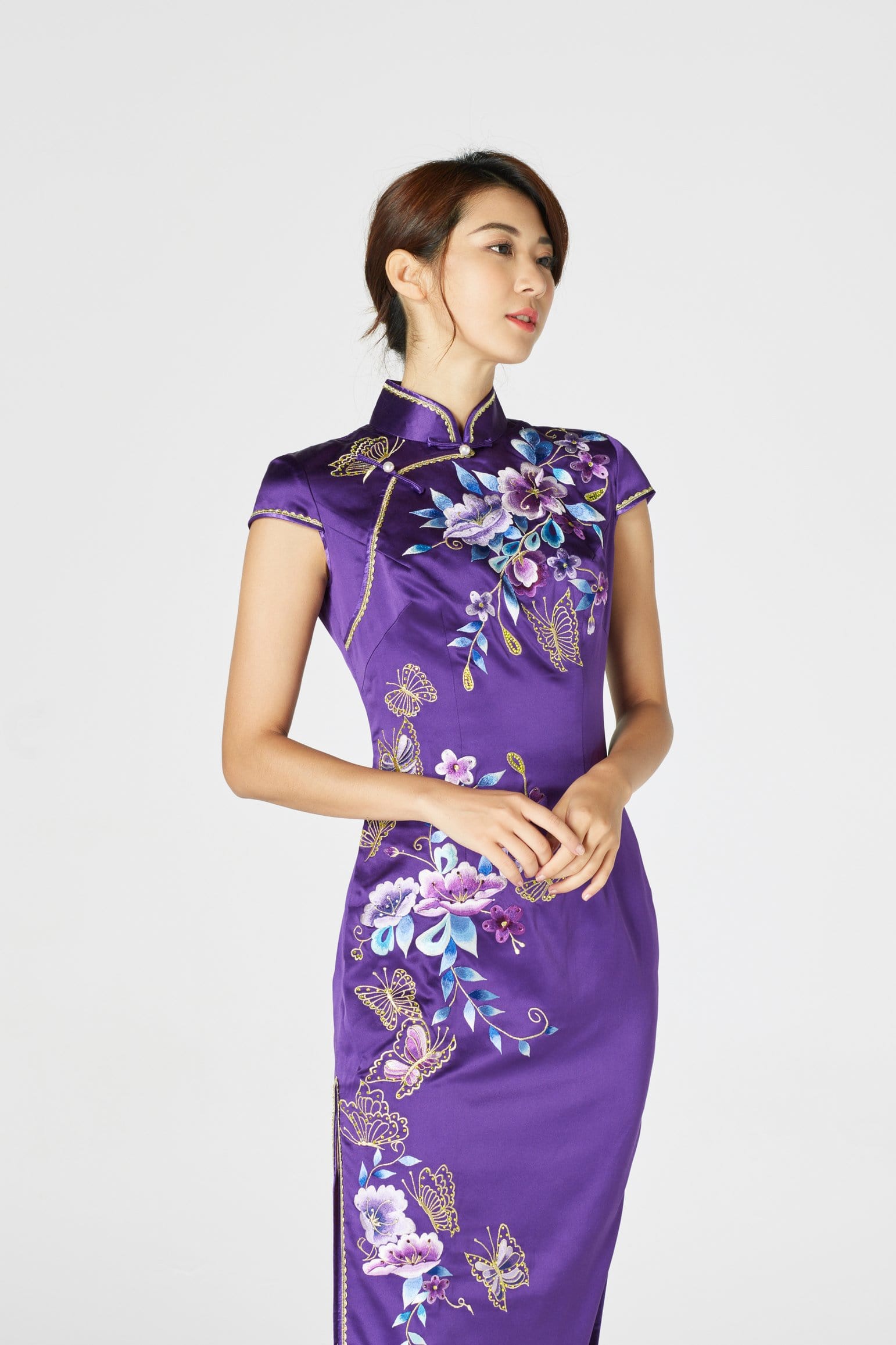 Tammy Bespoke Dress | Purple Embroidered Silk Qipao | East Meets Dress Tammy Bespoke Dress | Purple Embroidered Silk Qipao | East Meets Dress