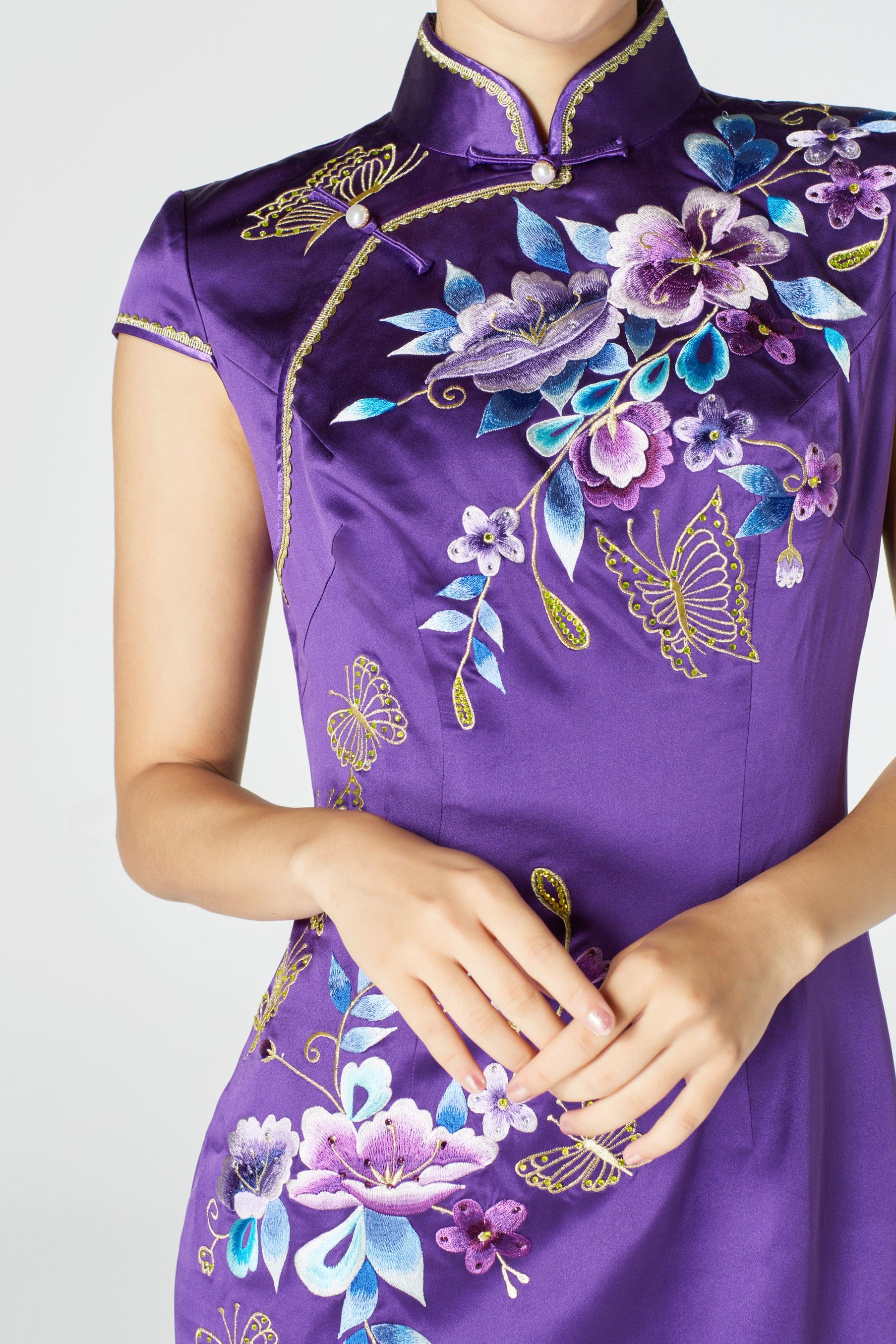Tammy Bespoke Dress | Purple Embroidered Silk Qipao | East Meets Dress Tammy Bespoke Dress | Purple Embroidered Silk Qipao | East Meets Dress