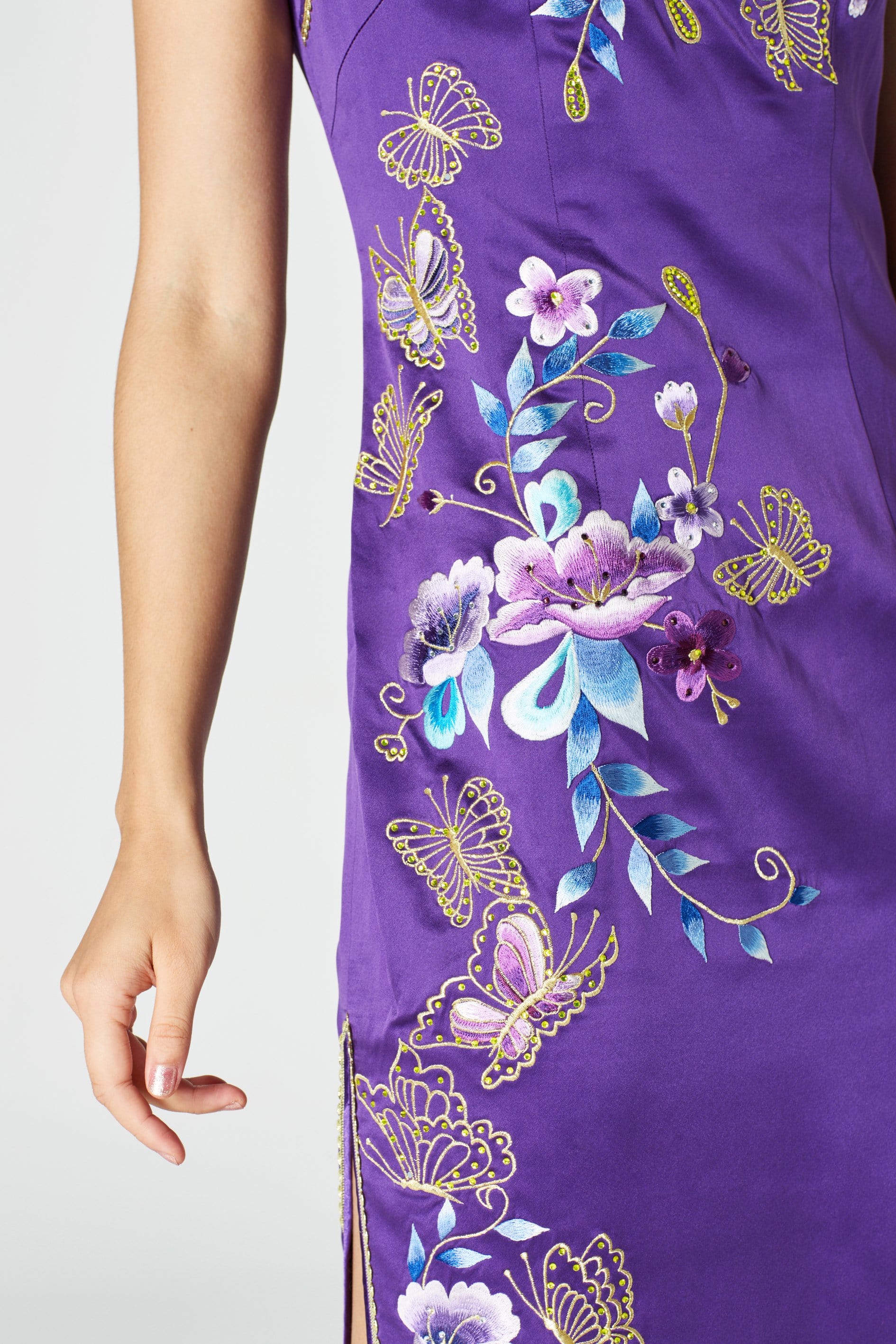 Tammy Bespoke Dress | Purple Embroidered Silk Qipao | East Meets Dress Tammy Bespoke Dress | Purple Embroidered Silk Qipao | East Meets Dress